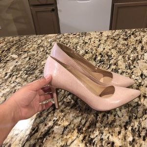 NWT Jessica Simpson nude pink heels